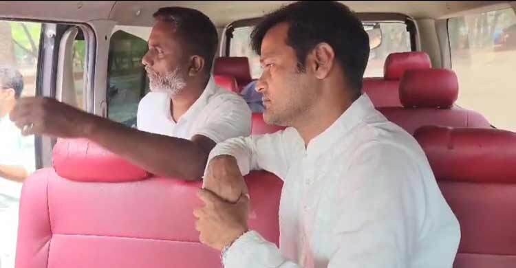 জাতীয় স্মৃতিসৌধে জয় বাংলা স্লোগান, আটক তিন